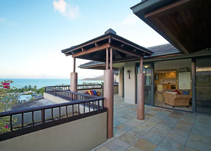 At Water'S Edge Resort