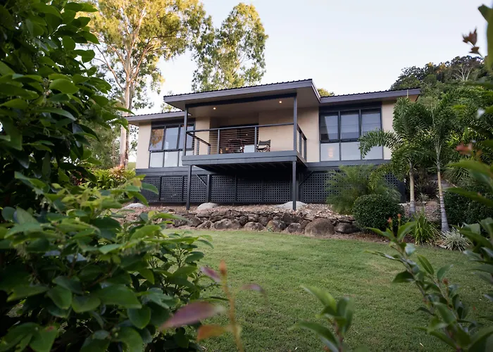Seclude Rainforest Retreat